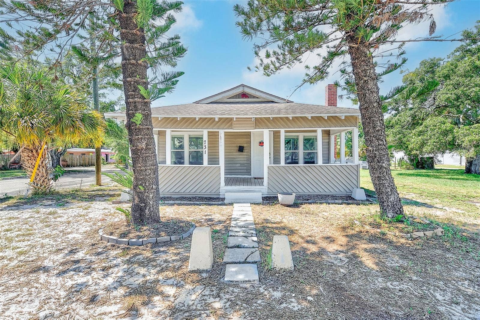 731 37TH STREET S, St Petersburg, FL 33711
