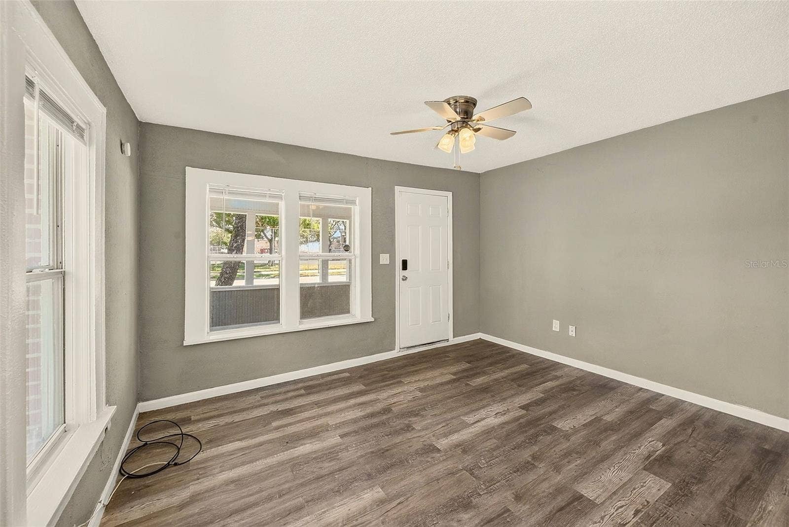 731 37TH STREET S, St Petersburg, FL 33711
