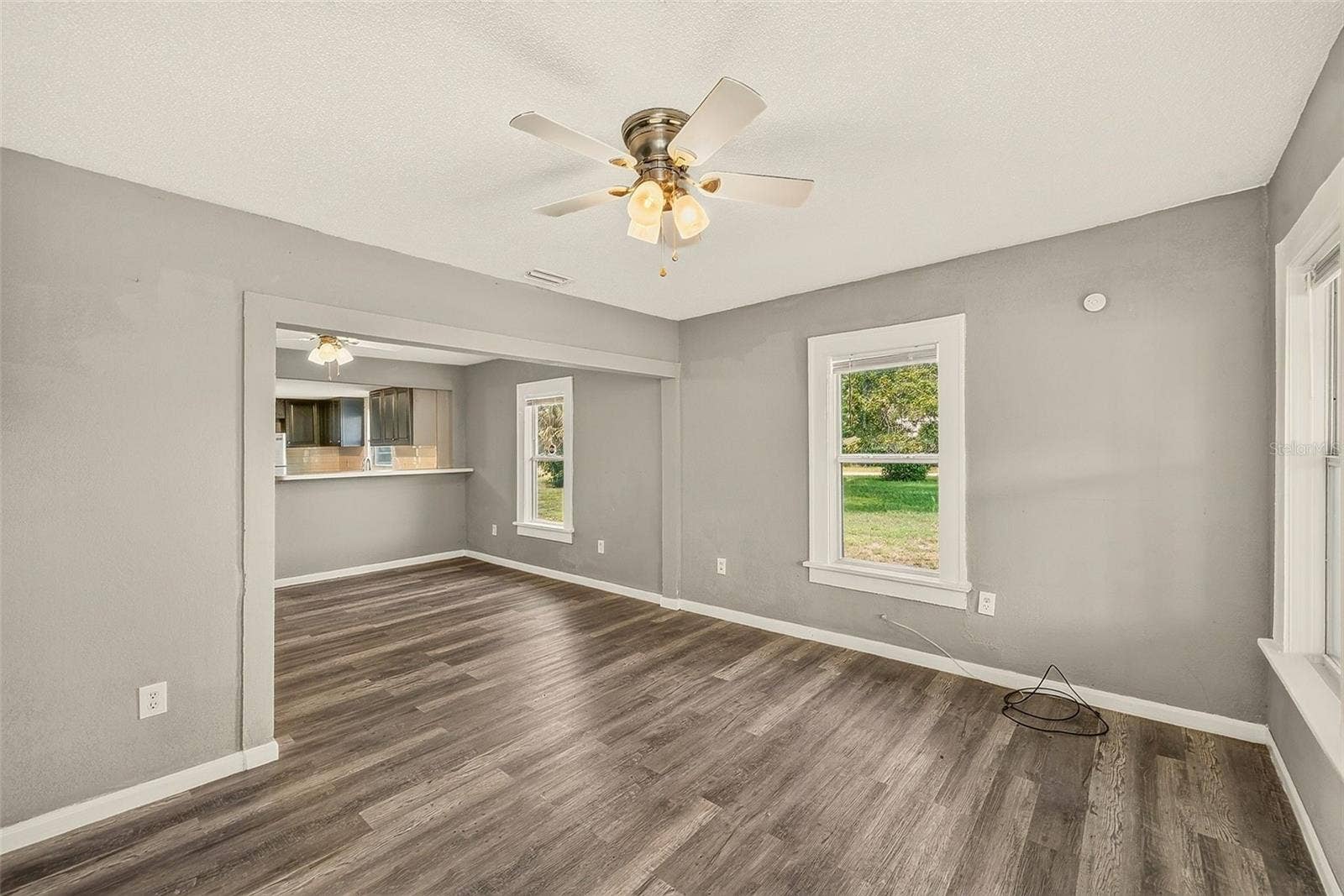 731 37TH STREET S, St Petersburg, FL 33711