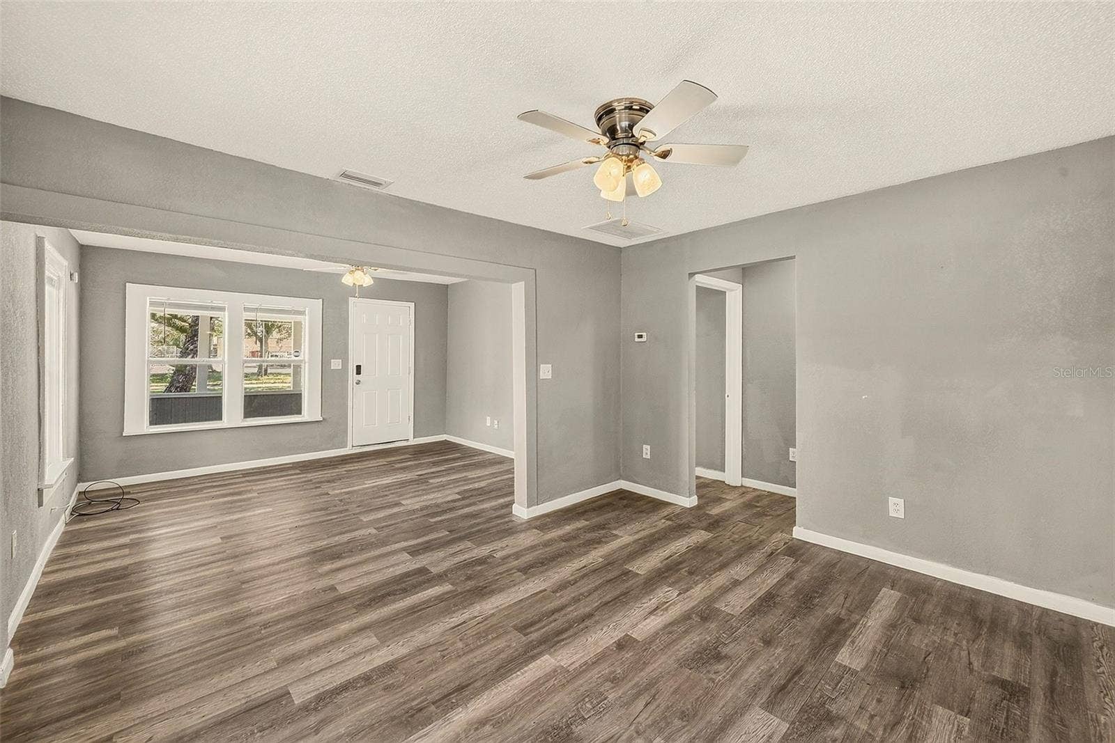 731 37TH STREET S, St Petersburg, FL 33711