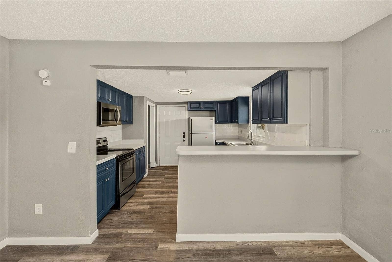 731 37TH STREET S, St Petersburg, FL 33711