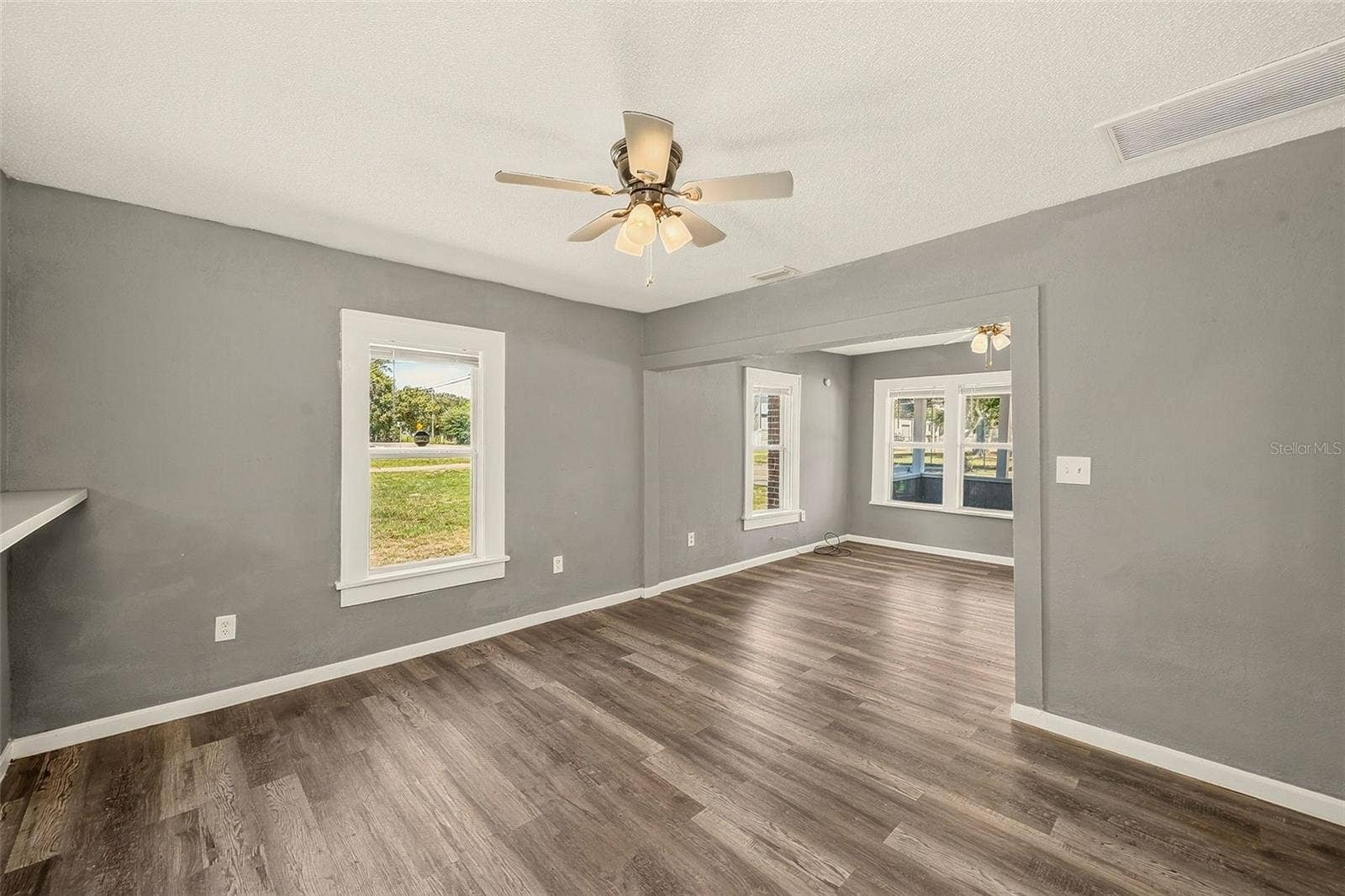 731 37TH STREET S, St Petersburg, FL 33711