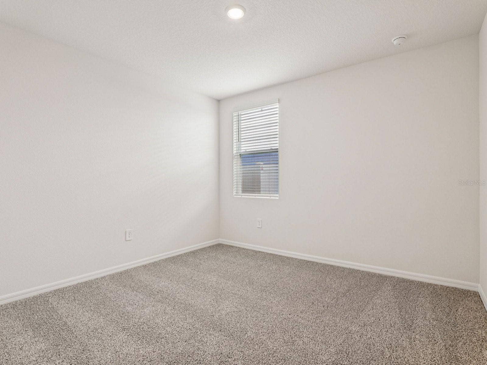 12580 HOMELAND DRIVE, Dade City, FL 33525 Photo is not of the actual home, but is an inspirational photo of builders model home and may depict options, furnishings, and/or decorator features that are not included