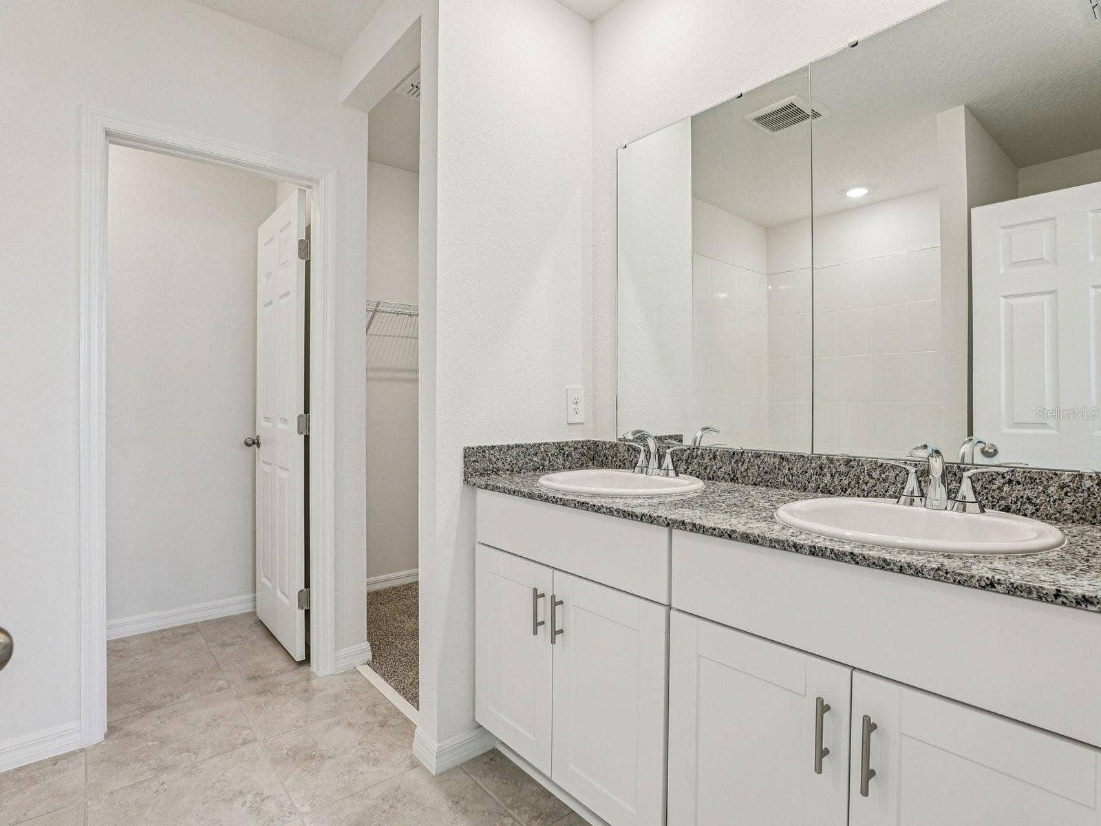 12580 HOMELAND DRIVE, Dade City, FL 33525 Photo is not of the actual home, but is an inspirational photo of builders model home and may depict options, furnishings, and/or decorator features that are not included