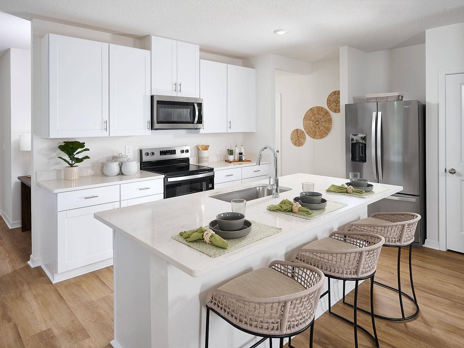 9114 DALERA COVE, Palmetto, FL 34221 Photo is not of the actual home, but is an inspirational photo of builders model home and may depict options, furnishings, and/or decorator features that are not included.