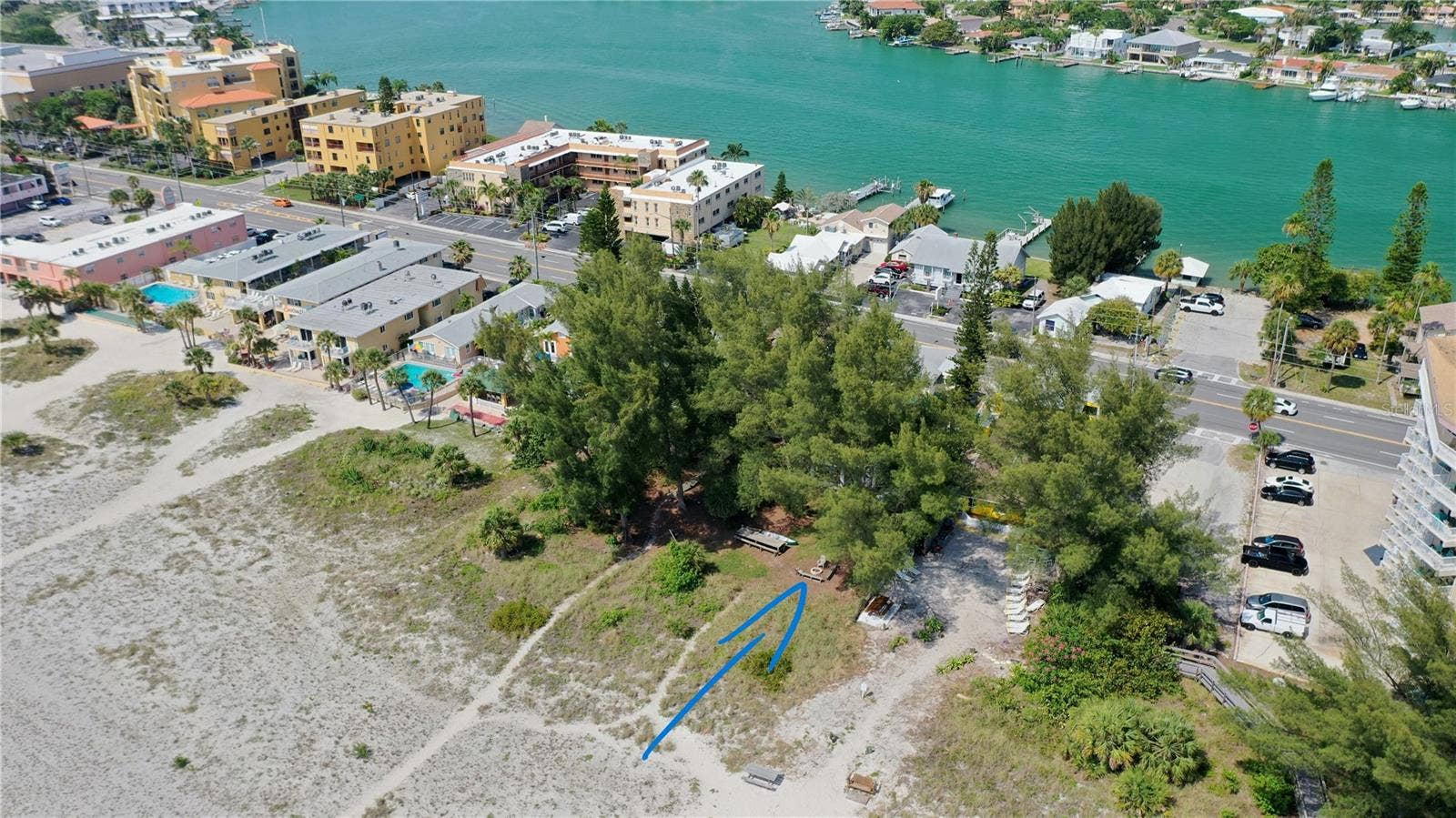 10218 GULF BOULEVARD, Treasure Island, FL 33706