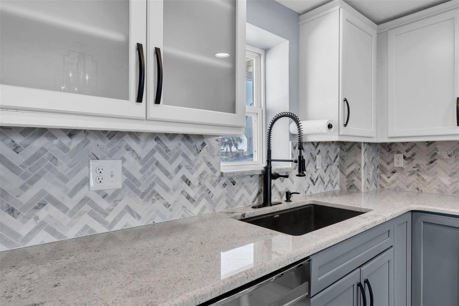 7000 BEACH PLAZA, #303, St Pete Beach, FL 33706 7000 BEACH PLAZA, #303, St Pete Beach, FL 33706