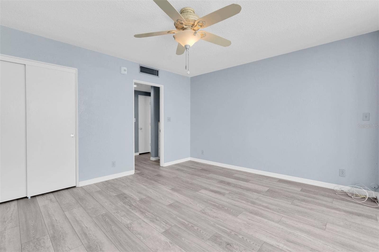 7000 BEACH PLAZA, #303, St Pete Beach, FL 33706 7000 BEACH PLAZA, #303, St Pete Beach, FL 33706