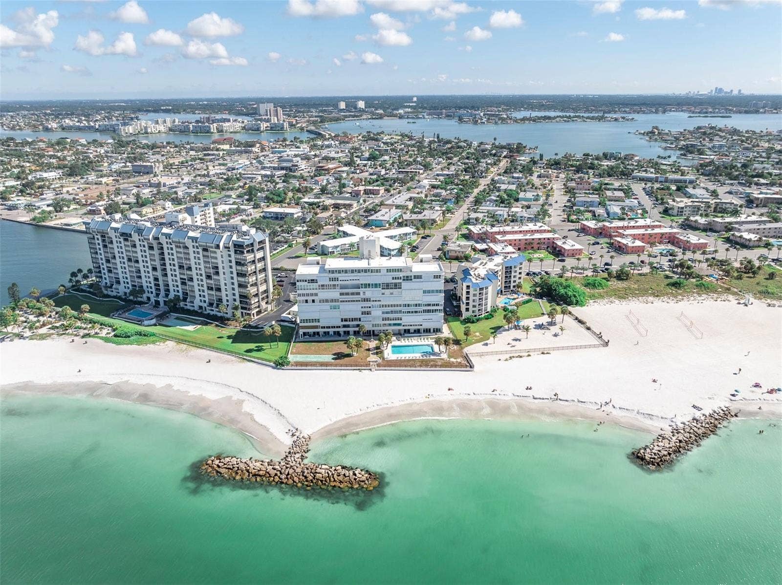 7000 BEACH PLAZA, #303, St Pete Beach, FL 33706 7000 BEACH PLAZA, #303, St Pete Beach, FL 33706