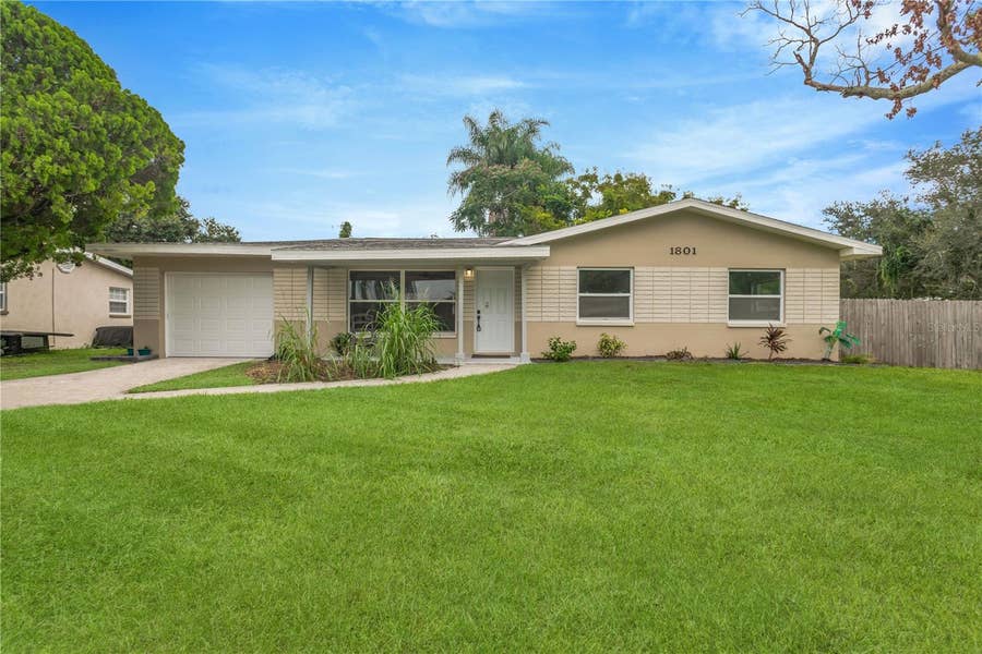 Property photo for 1801 CARLTON DRIVE, Clearwater, FL