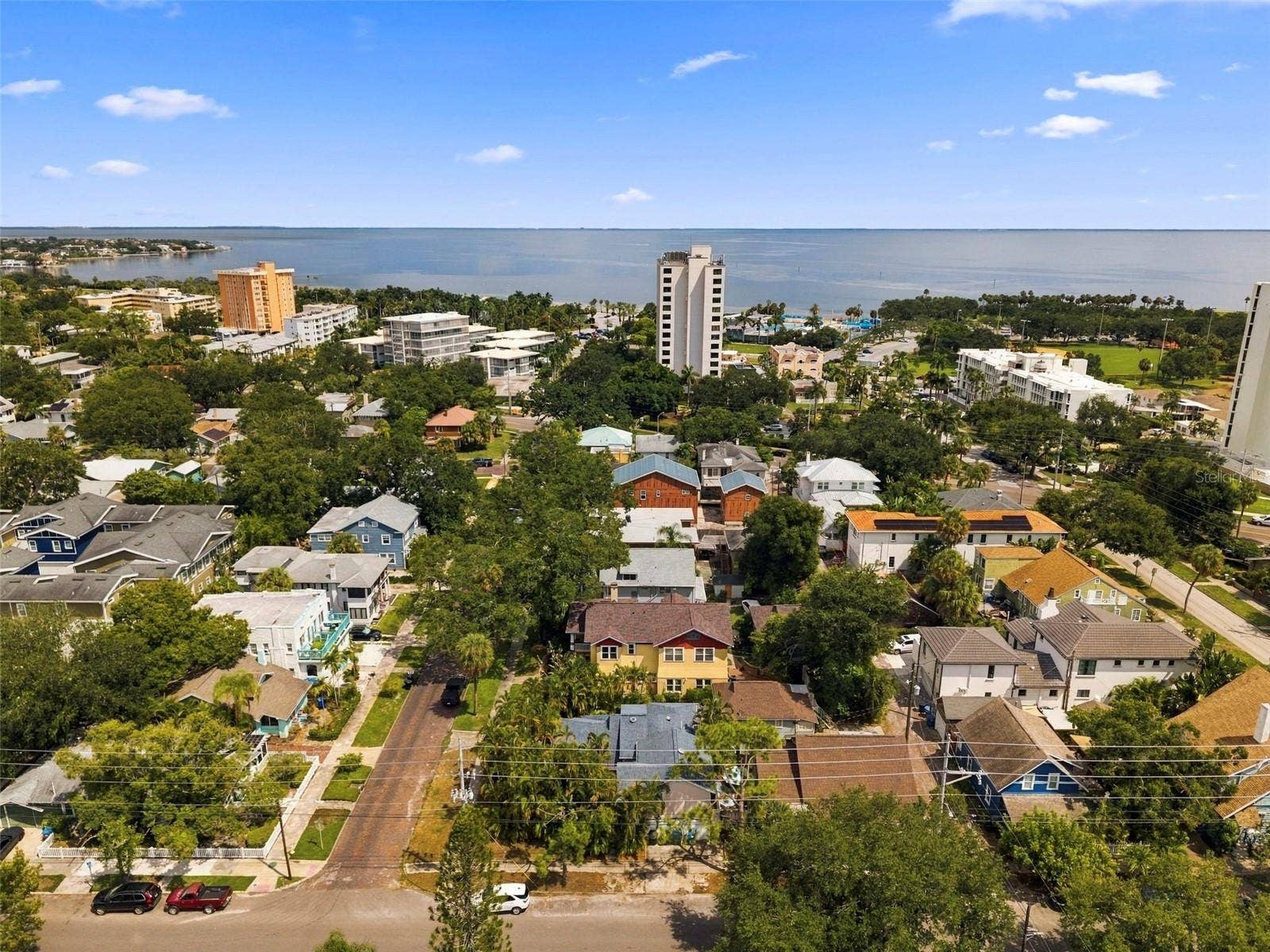 406 10TH AVENUE NE, St Petersburg, FL 33701 406 10TH AVENUE NE, St Petersburg, FL 33701
