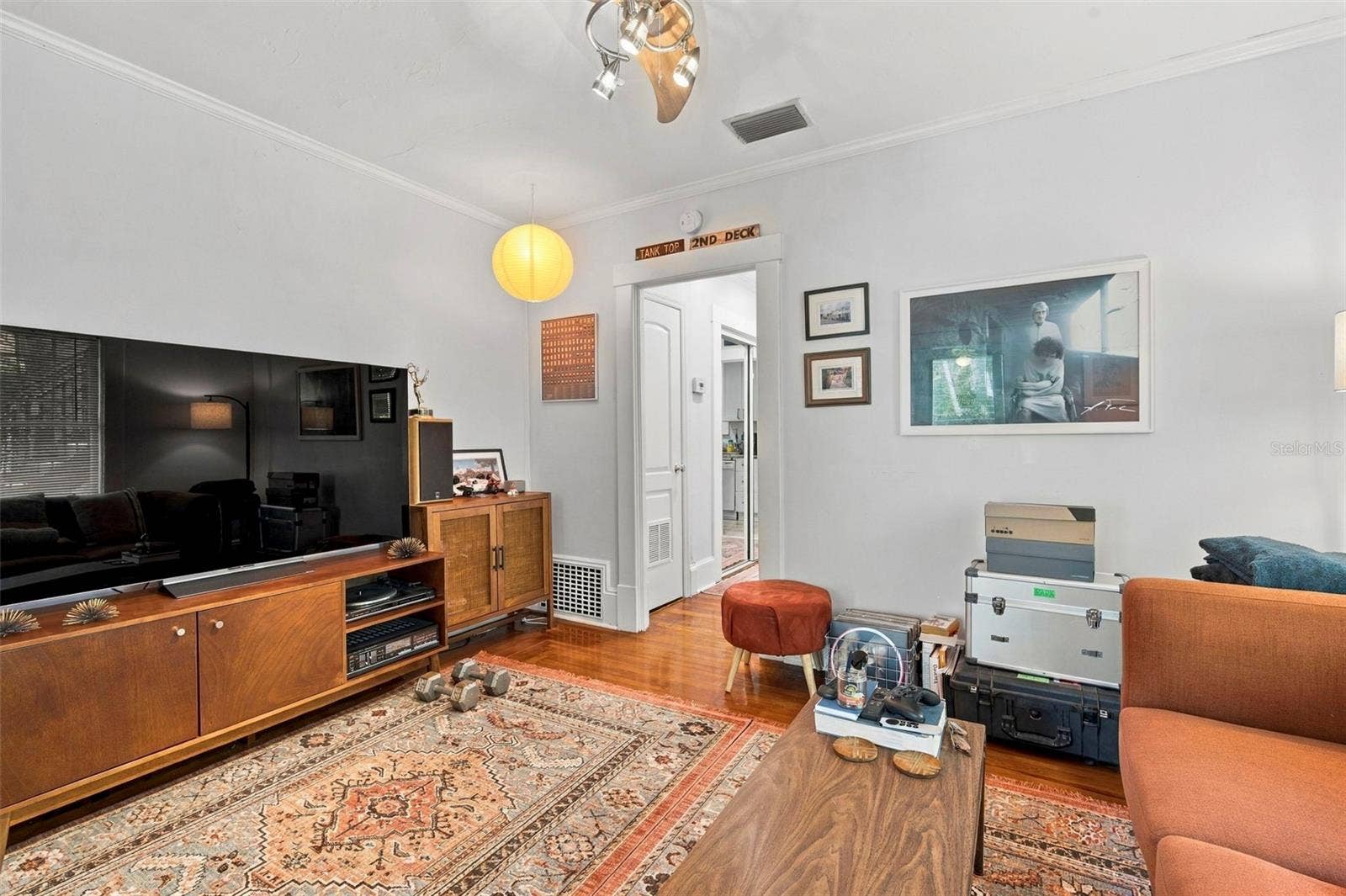 406 10TH AVENUE NE, St Petersburg, FL 33701 406 10TH AVENUE NE, St Petersburg, FL 33701