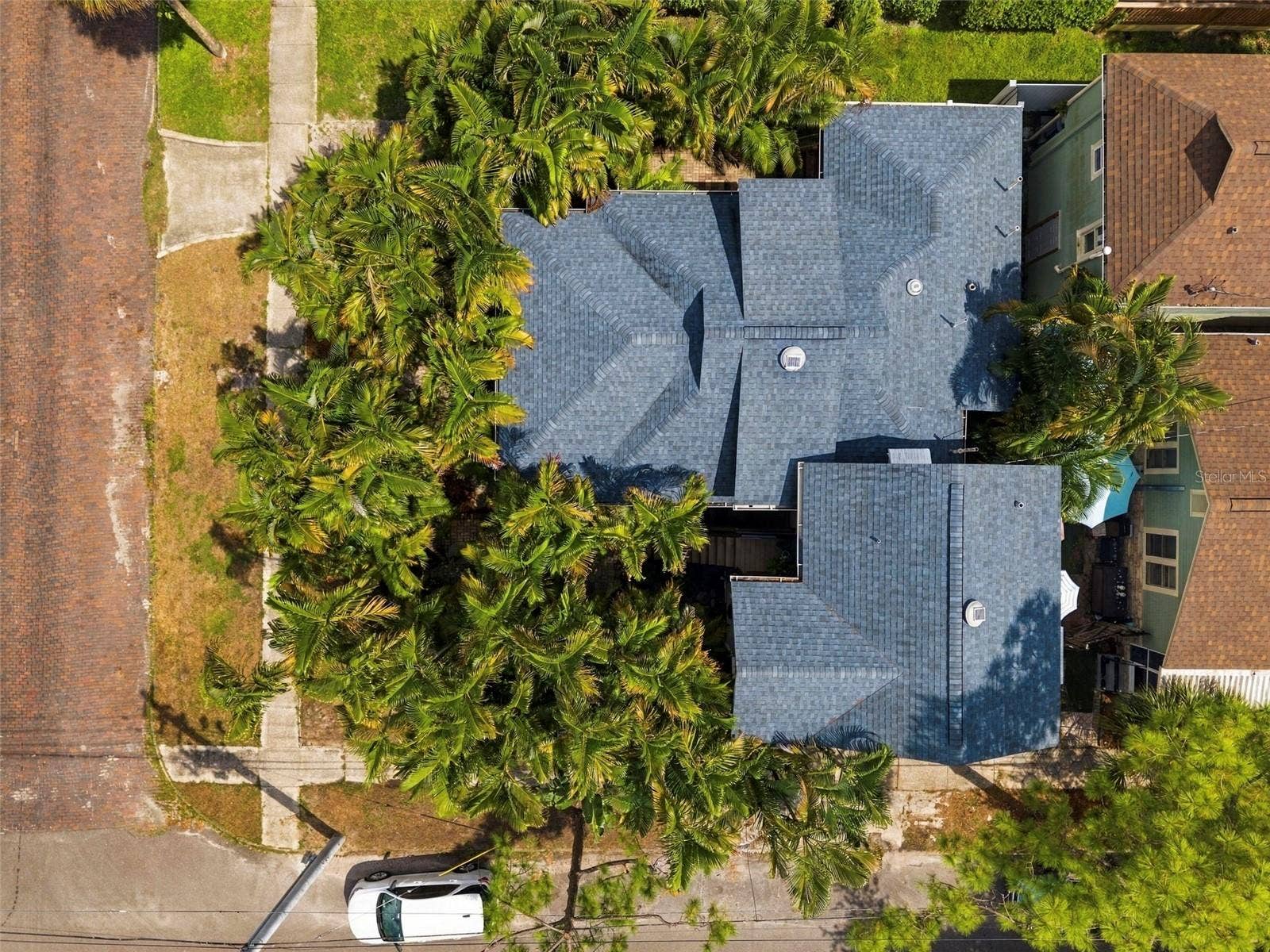 406 10TH AVENUE NE, St Petersburg, FL 33701 406 10TH AVENUE NE, St Petersburg, FL 33701