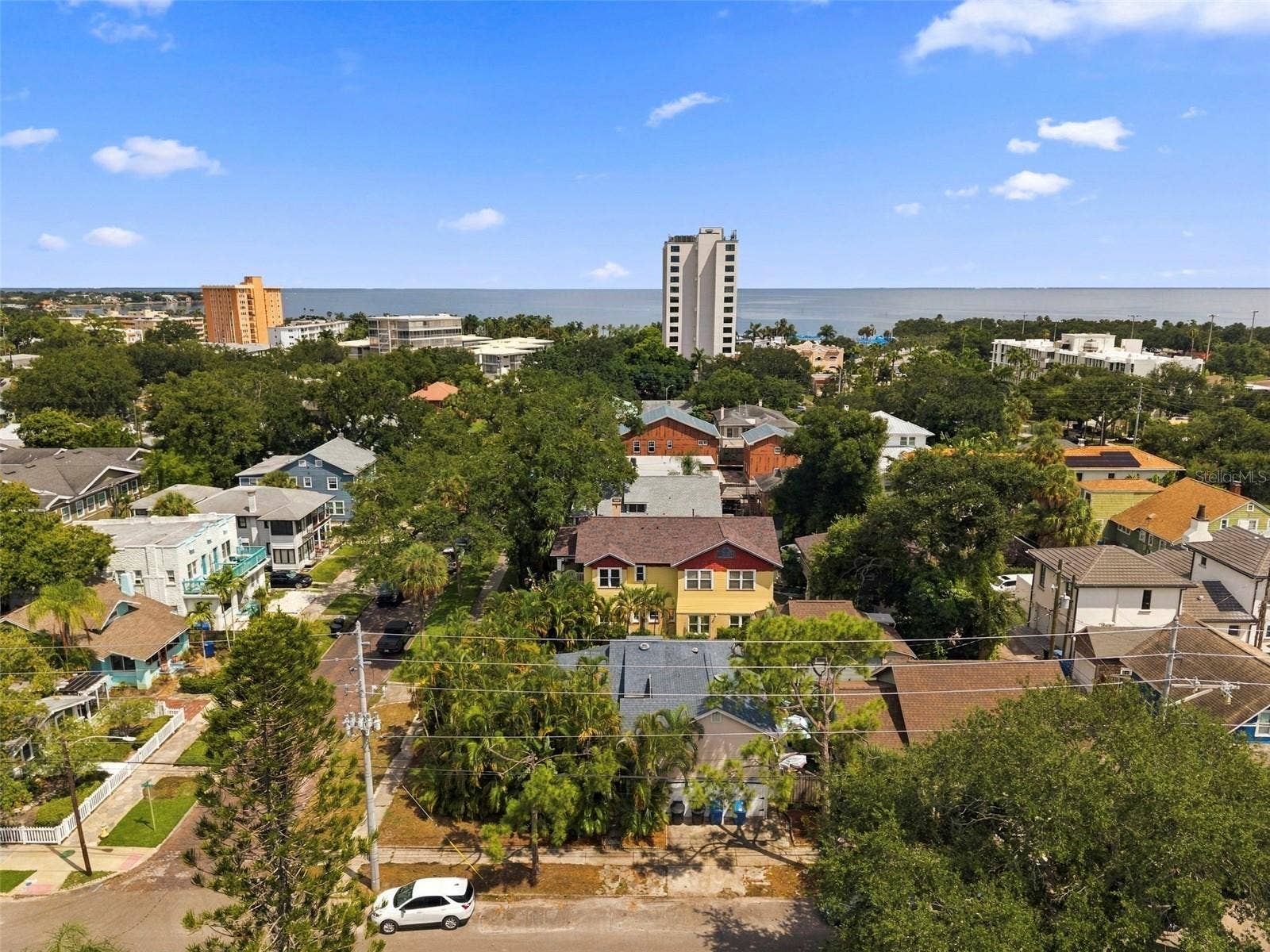 406 10TH AVENUE NE, St Petersburg, FL 33701 406 10TH AVENUE NE, St Petersburg, FL 33701