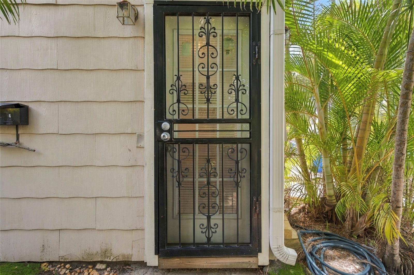 406 10TH AVENUE NE, St Petersburg, FL 33701 406 10TH AVENUE NE, St Petersburg, FL 33701