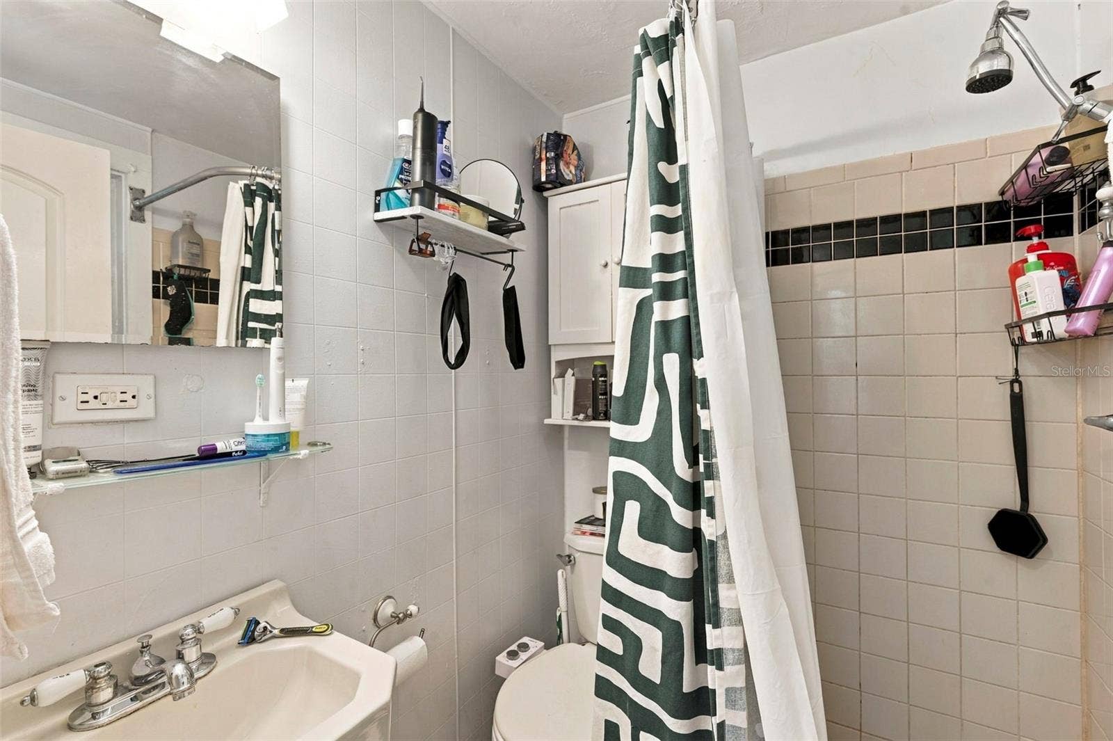 406 10TH AVENUE NE, St Petersburg, FL 33701 406 10TH AVENUE NE, St Petersburg, FL 33701
