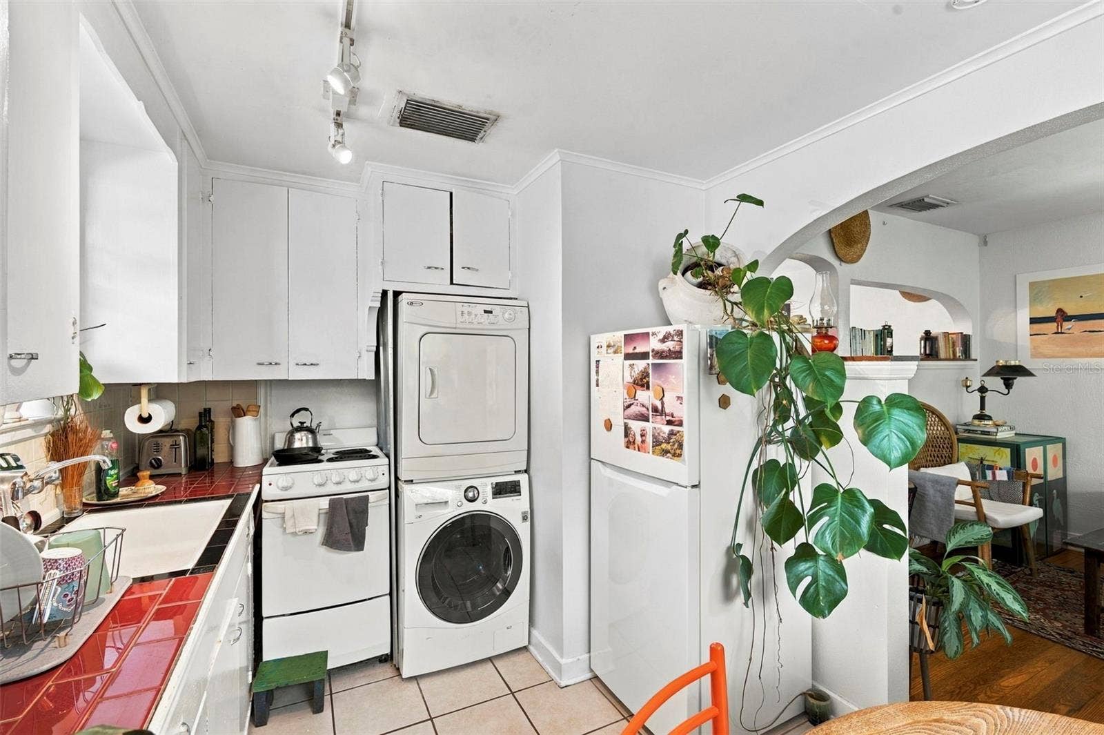 406 10TH AVENUE NE, St Petersburg, FL 33701 406 10TH AVENUE NE, St Petersburg, FL 33701