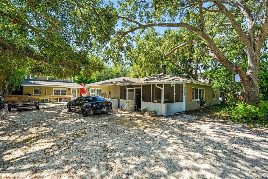Property photo for 3022 DARTMOUTH AVENUE N, St Petersburg, FL