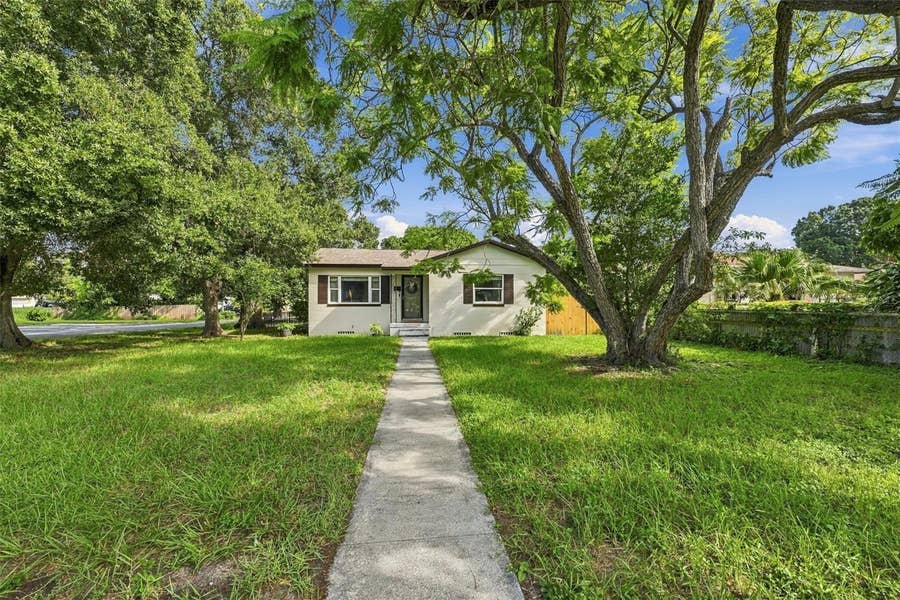 Property photo for 2495 34TH AVENUE N, St Petersburg, FL