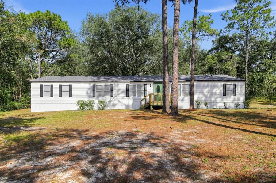 Property photo for 124 HOUR GLASS CIRCLE, Hawthorne, FL