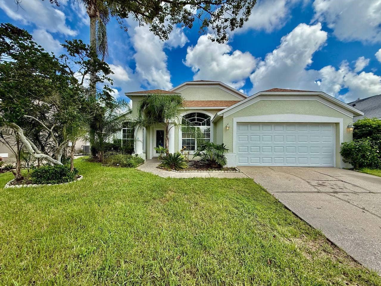 19021 WEATHERSTONE DRIVE, Tampa, FL 33647 19021 WEATHERSTONE DRIVE, Tampa, FL 33647