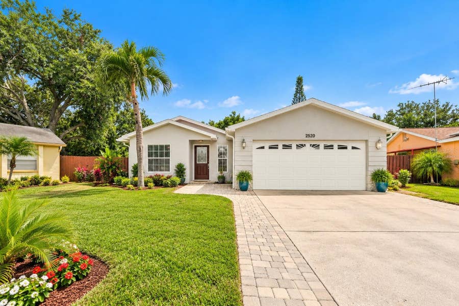 Property photo for 2520 FAWN COURT, Clearwater, FL