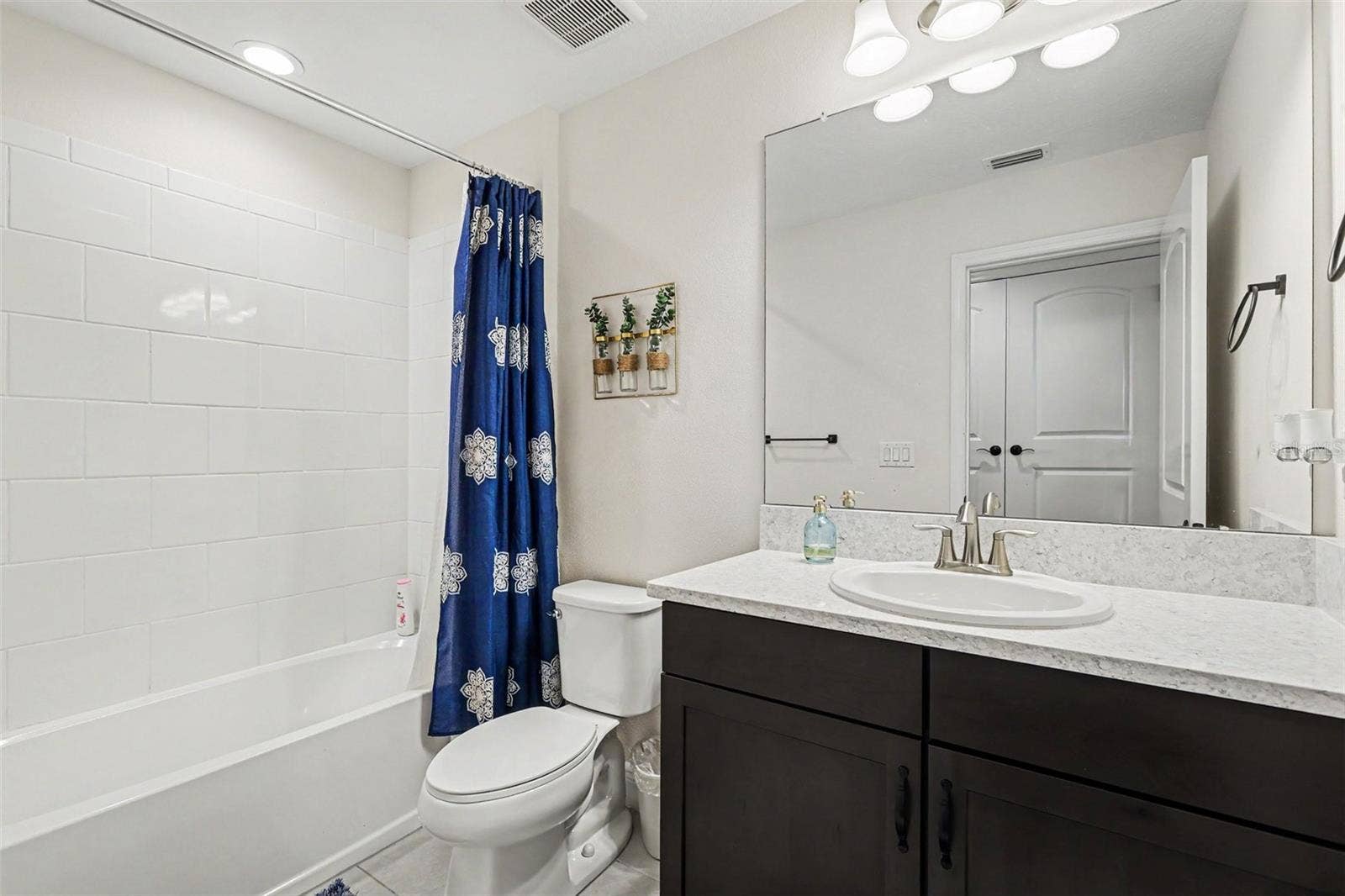 7612 PARADISO DRIVE, Apollo Beach, FL 33572 7612 PARADISO DRIVE, Apollo Beach, FL 33572