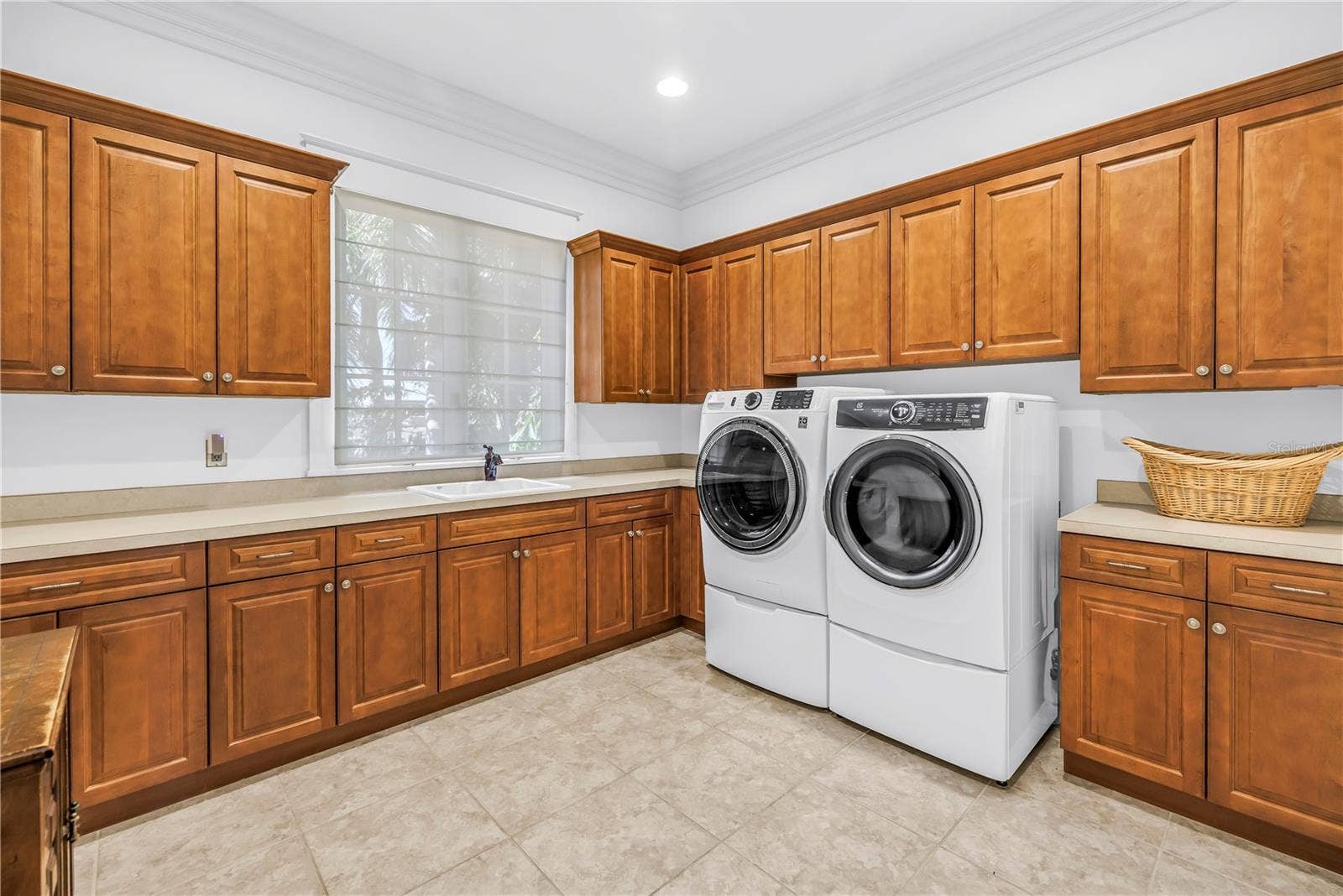 5013 W SAN MIGUEL STREET, Tampa, FL 33629 5013 W SAN MIGUEL STREET, Tampa, FL 33629