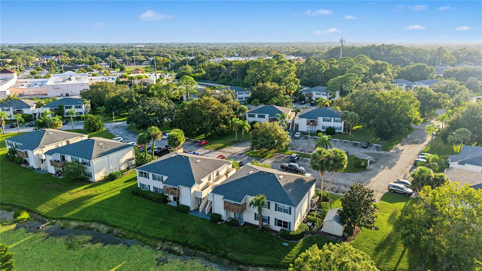 127 CAMPHOR DRIVE, #E, Oldsmar, FL 34677 127 CAMPHOR DRIVE, #E, Oldsmar, FL 34677