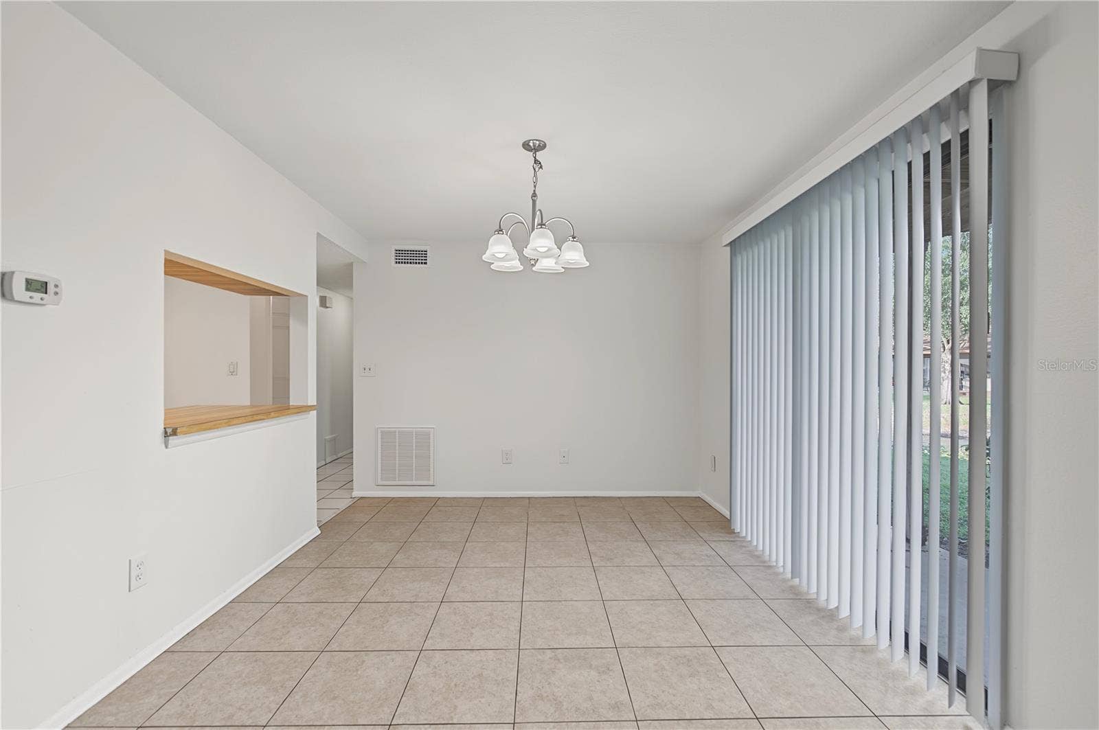 127 CAMPHOR DRIVE, #E, Oldsmar, FL 34677 127 CAMPHOR DRIVE, #E, Oldsmar, FL 34677
