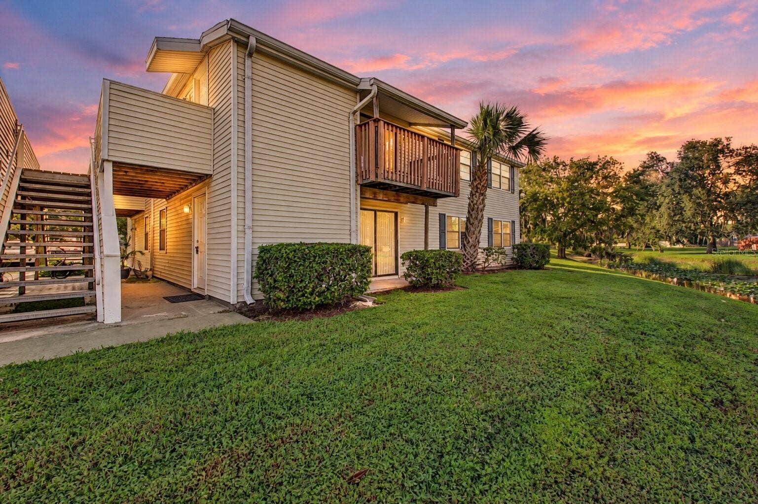 127 CAMPHOR DRIVE, #E, Oldsmar, FL 34677 127 CAMPHOR DRIVE, #E, Oldsmar, FL 34677