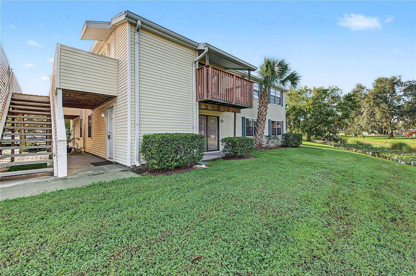 127 CAMPHOR DRIVE, #E, Oldsmar, FL 34677 127 CAMPHOR DRIVE, #E, Oldsmar, FL 34677