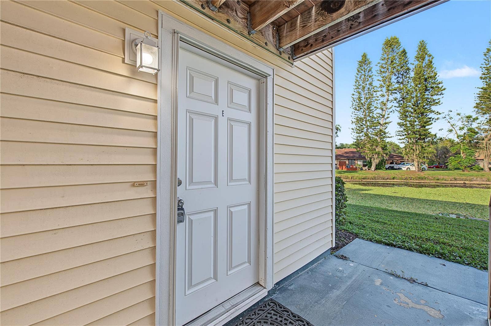 127 CAMPHOR DRIVE, #E, Oldsmar, FL 34677 127 CAMPHOR DRIVE, #E, Oldsmar, FL 34677