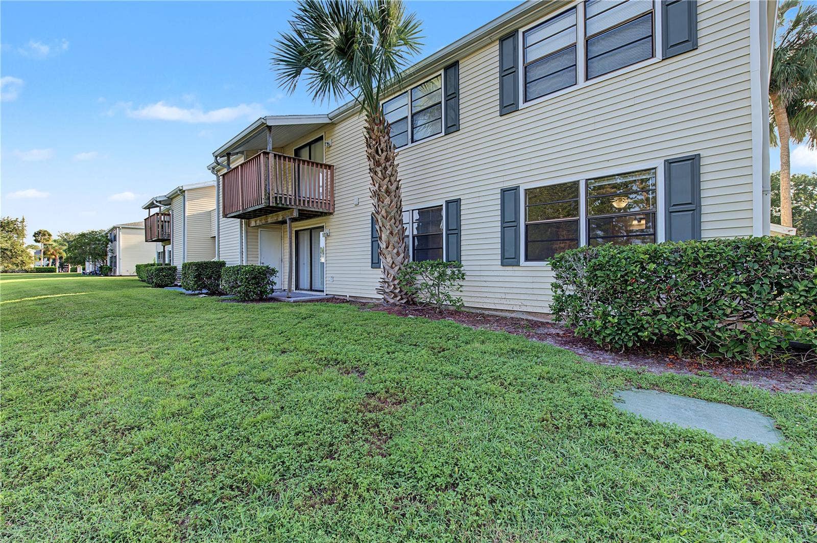 127 CAMPHOR DRIVE, #E, Oldsmar, FL 34677 127 CAMPHOR DRIVE, #E, Oldsmar, FL 34677