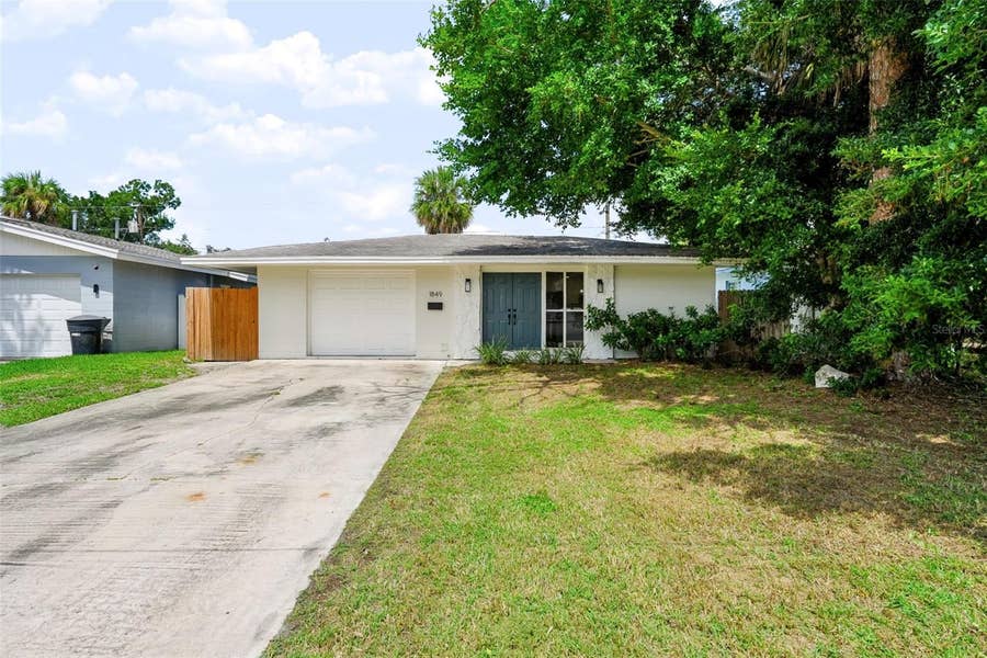 Property photo for 1849 NEW HAMPSHIRE AVENUE NE, St Petersburg, FL
