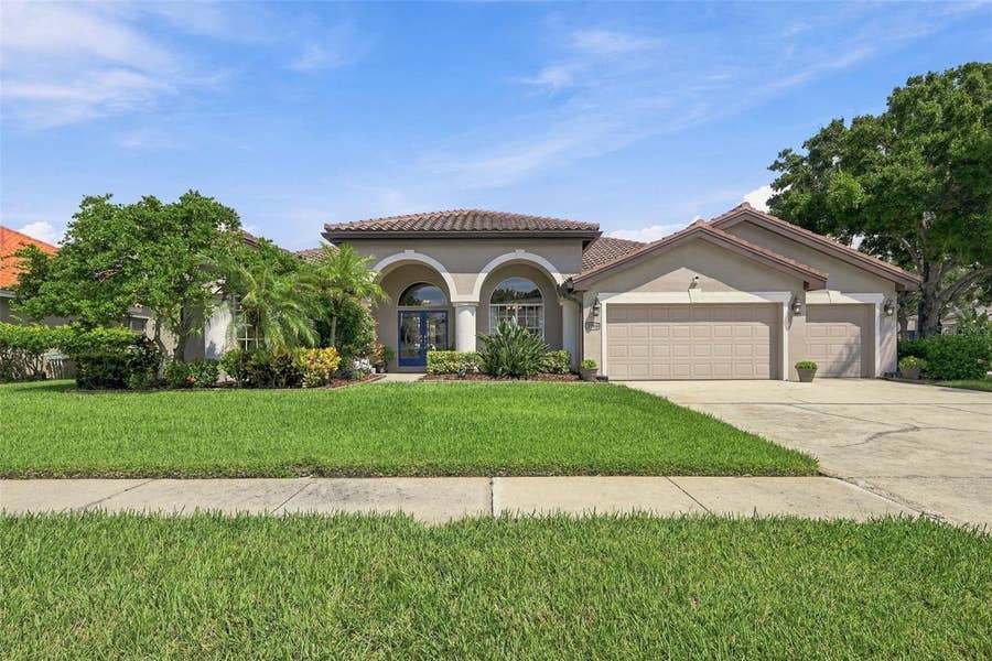 Property photo for 2966 HILLCREEK CIRCLE S, Clearwater, FL