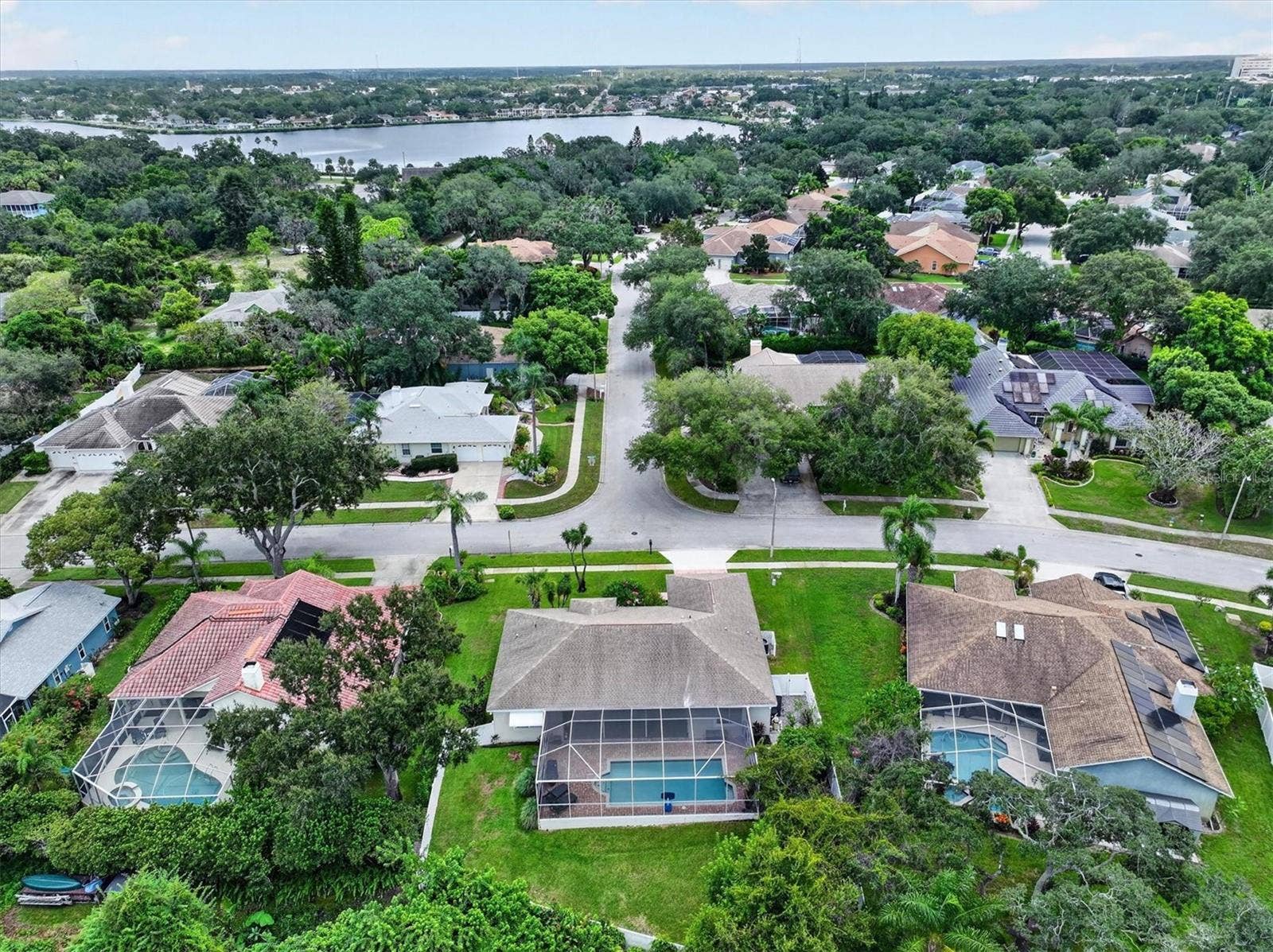714 HIDDEN LAKE DRIVE, Tarpon Springs, FL 34689 714 HIDDEN LAKE DRIVE, Tarpon Springs, FL 34689