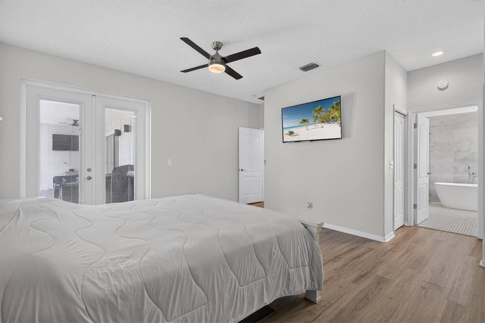 714 HIDDEN LAKE DRIVE, Tarpon Springs, FL 34689 714 HIDDEN LAKE DRIVE, Tarpon Springs, FL 34689