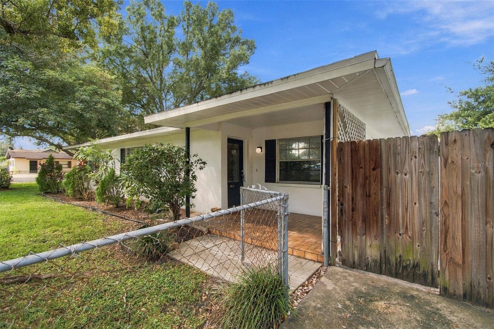 2801 BURTS AVENUE, Tampa, FL 33614 2801 BURTS AVENUE, Tampa, FL 33614