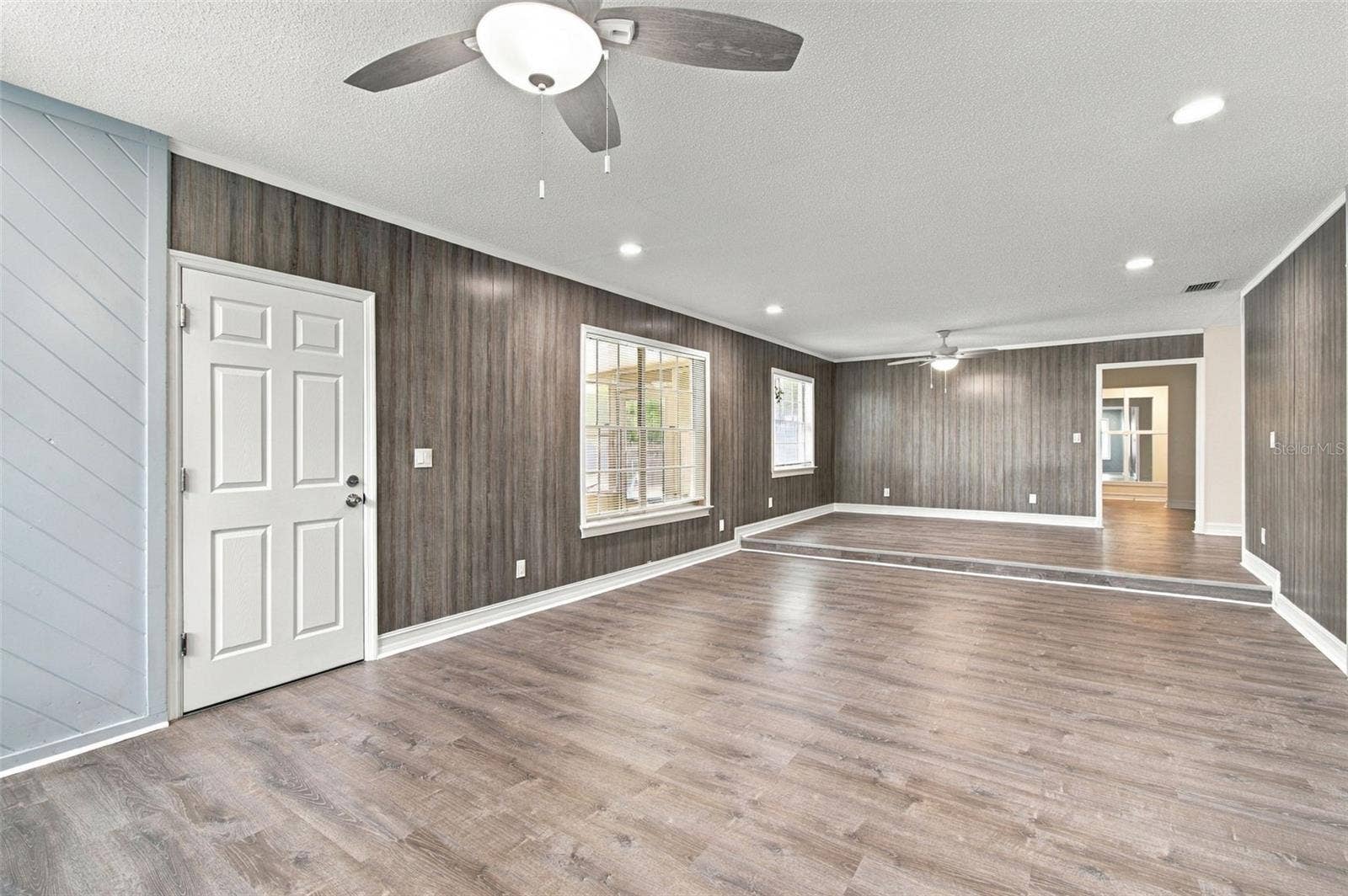 2801 BURTS AVENUE, Tampa, FL 33614 2801 BURTS AVENUE, Tampa, FL 33614
