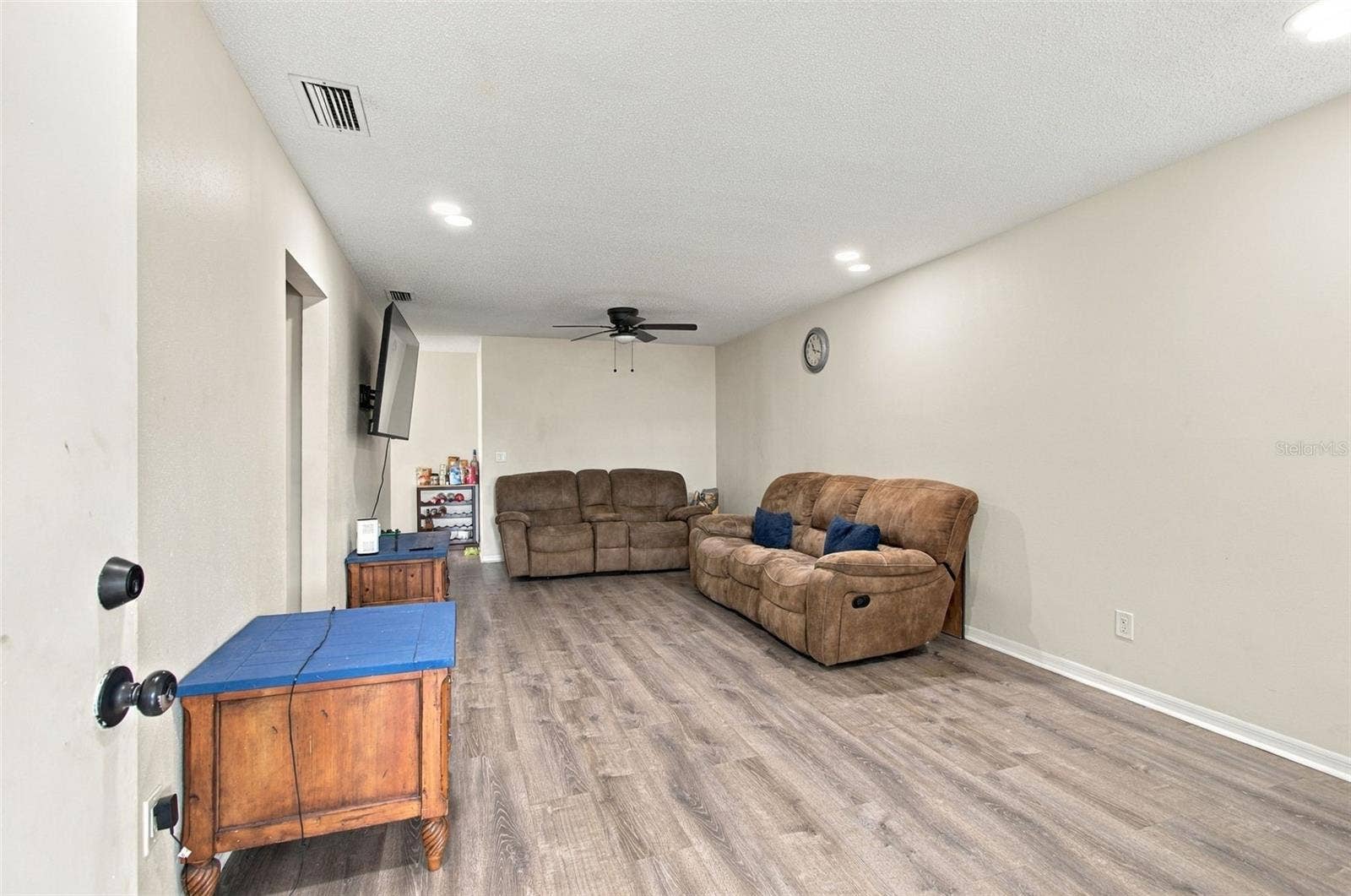 2801 BURTS AVENUE, Tampa, FL 33614 2801 BURTS AVENUE, Tampa, FL 33614