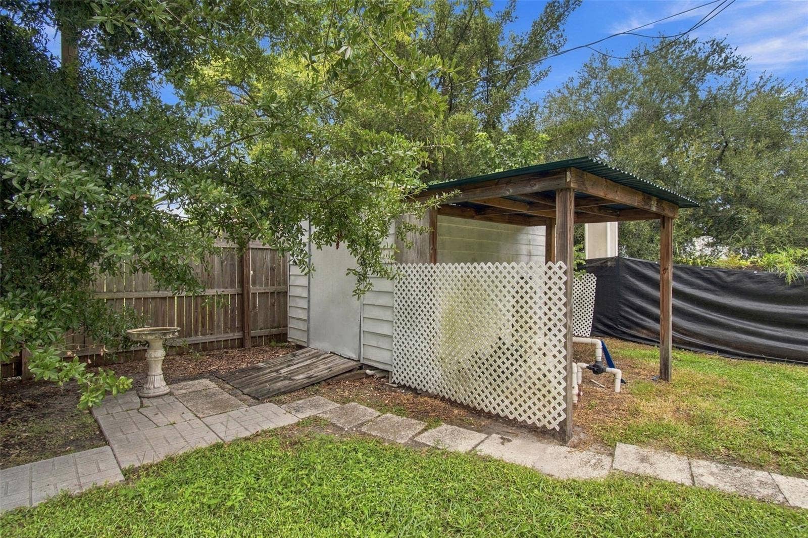 2801 BURTS AVENUE, Tampa, FL 33614 2801 BURTS AVENUE, Tampa, FL 33614