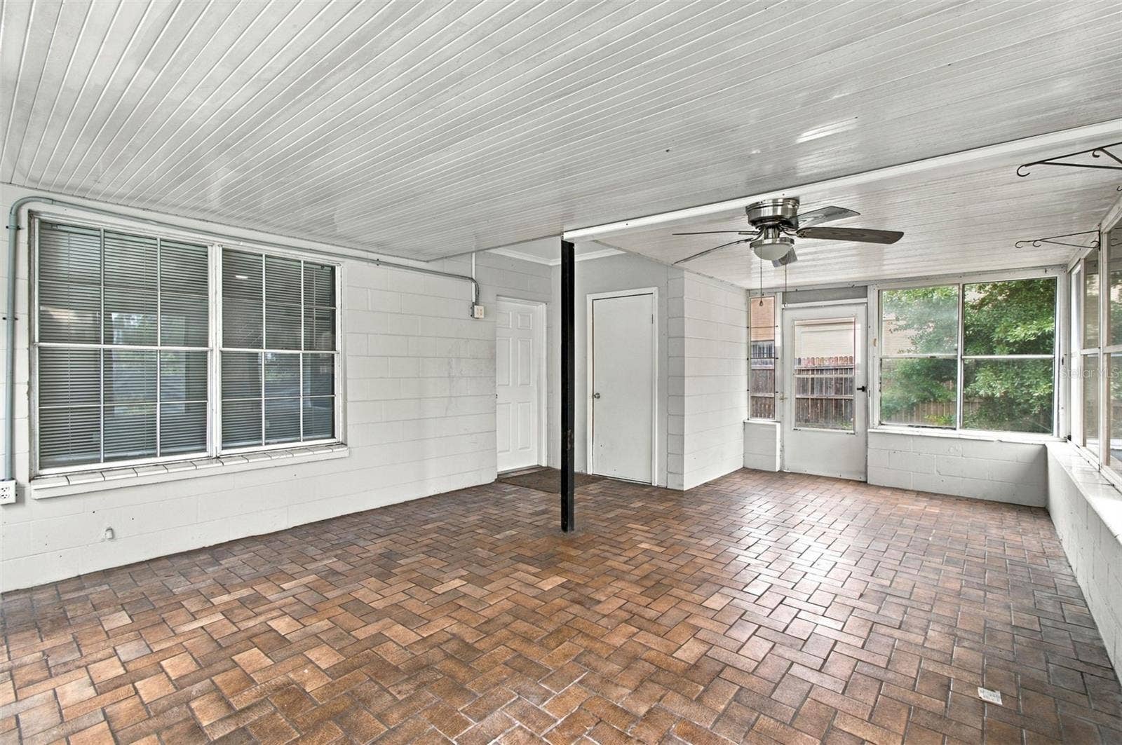 2801 BURTS AVENUE, Tampa, FL 33614 2801 BURTS AVENUE, Tampa, FL 33614