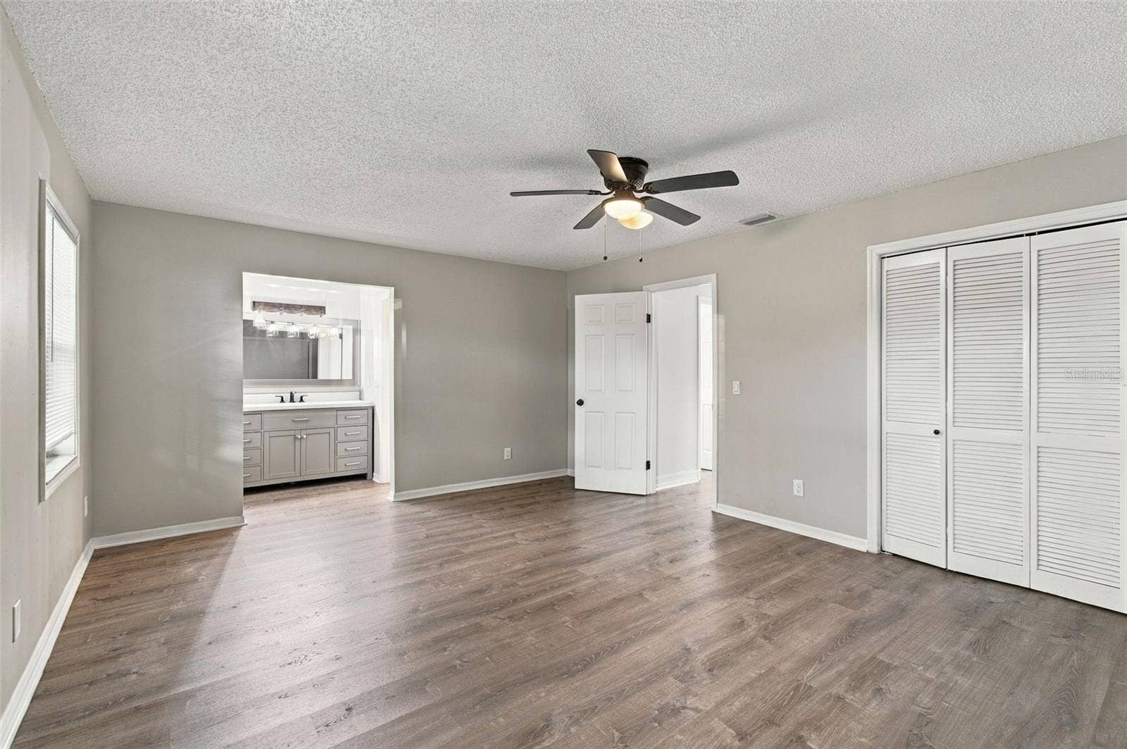 2801 BURTS AVENUE, Tampa, FL 33614 2801 BURTS AVENUE, Tampa, FL 33614