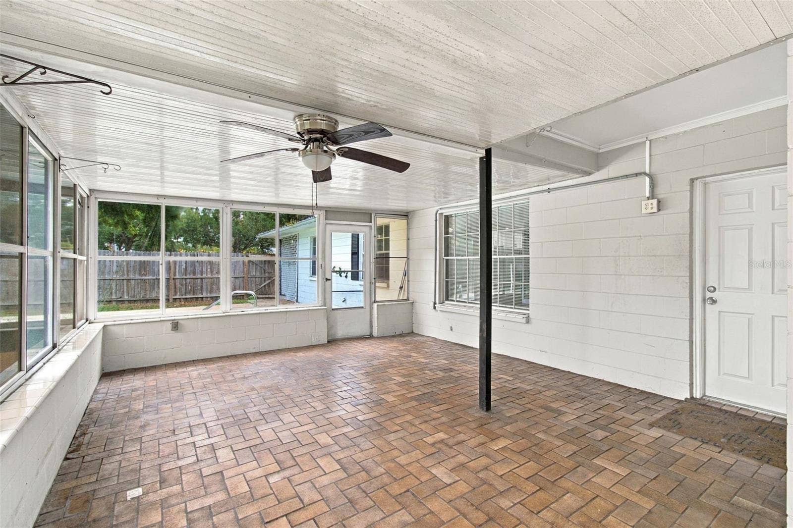 2801 BURTS AVENUE, Tampa, FL 33614 2801 BURTS AVENUE, Tampa, FL 33614