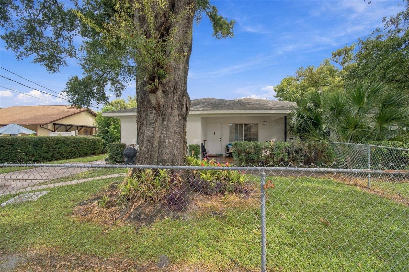 2801 BURTS AVENUE, Tampa, FL 33614 2801 BURTS AVENUE, Tampa, FL 33614