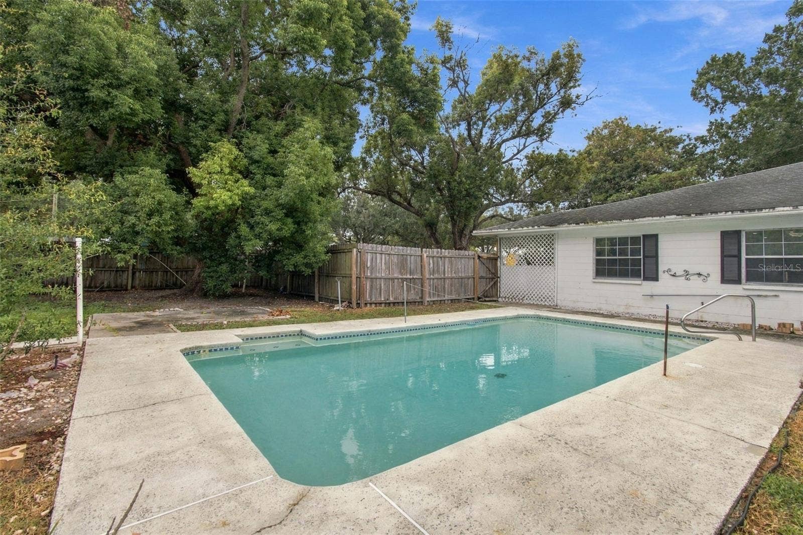 2801 BURTS AVENUE, Tampa, FL 33614 2801 BURTS AVENUE, Tampa, FL 33614