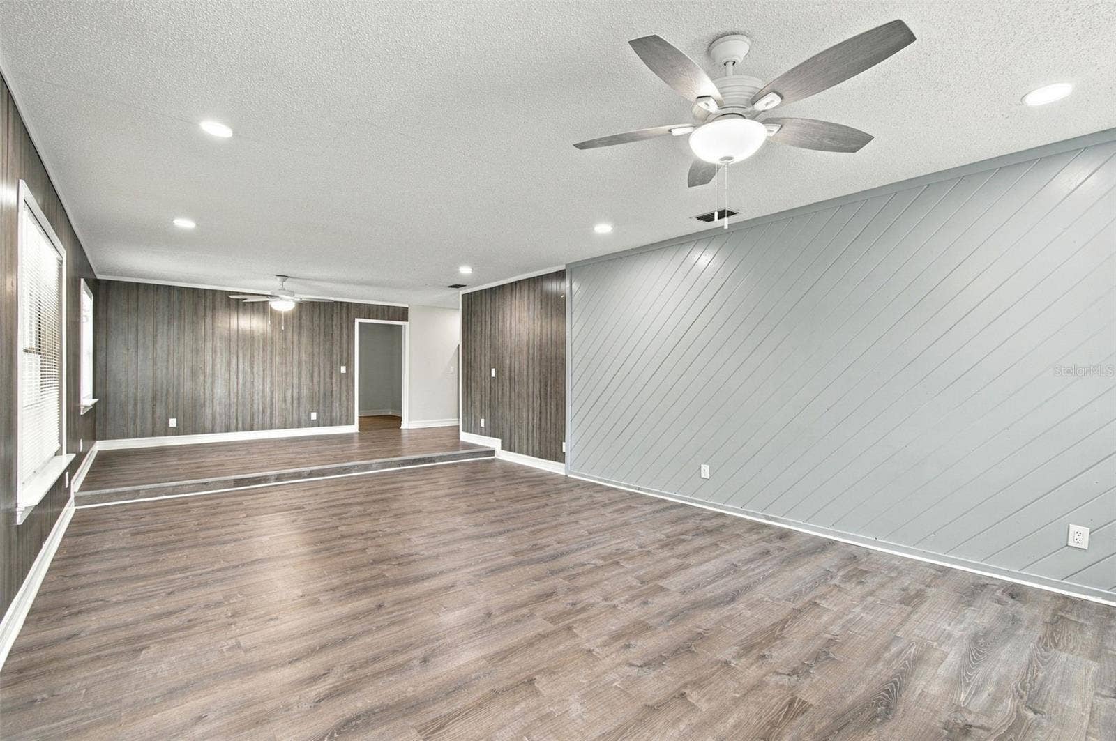 2801 BURTS AVENUE, Tampa, FL 33614 2801 BURTS AVENUE, Tampa, FL 33614