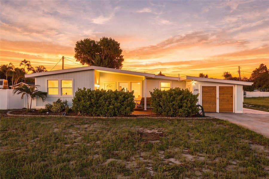 Property photo for 2110 ALCAZAR WAY S, St Petersburg, FL