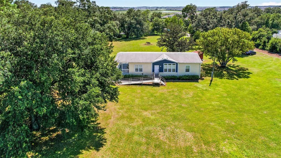 Property photo for 10006 EVANSTON LANE, Wesley Chapel, FL